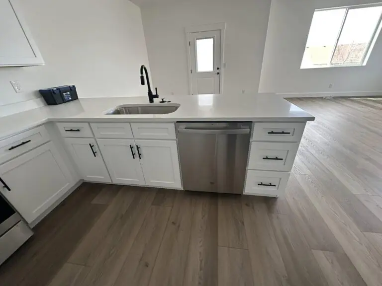 Kitchen 05