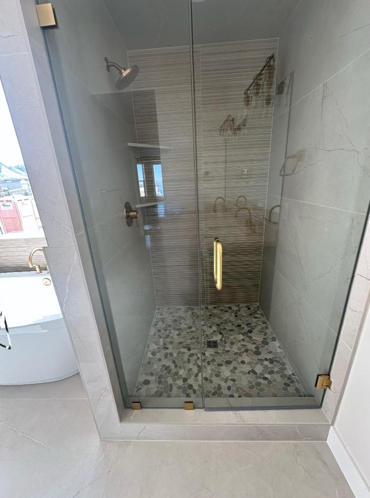 Bathroom Shower 03